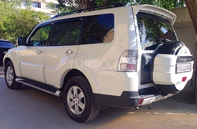 Mitsubishi Pajero 2008, 115,000 km - 3.0 л - Bakı