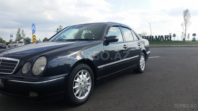 Mercedes E 240 2000, 161,000 km - 2.4 л - Bakı