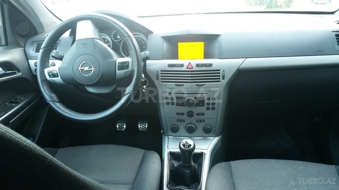 Opel Astra 2005, 175,000 km - 1.8 l - Bakı
