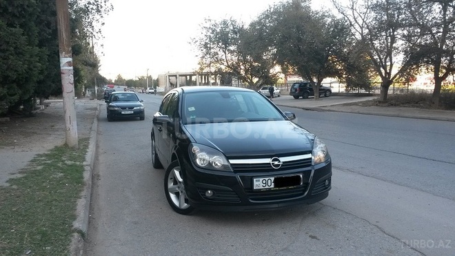 Opel Astra 2005, 175,000 km - 1.8 l - Bakı