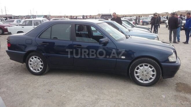 Mercedes C 200 1999, 195,000 km - 2.0 l - Bakı