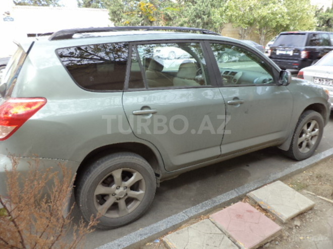 Toyota RAV4 2006, 106,000 km - 2.4 l - Bakı