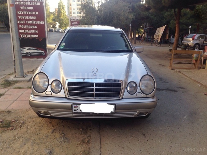 Mercedes E 240 1998, 195,074 km - 2.4 l - Bakı