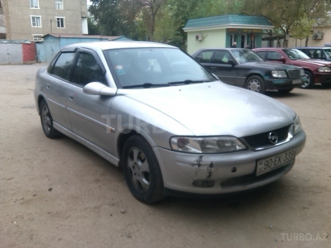Opel Vectra 1999, 21,800 km - 2.0 л - Sumqayıt