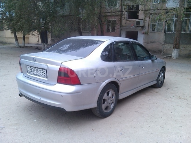 Opel Vectra 1999, 21,800 km - 2.0 л - Sumqayıt