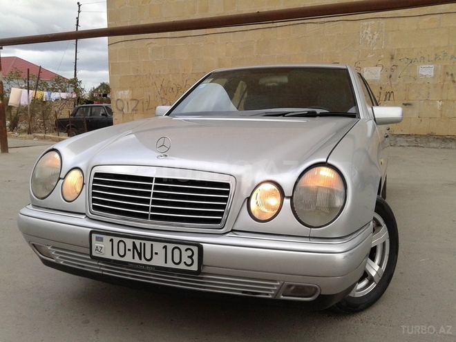 Mercedes E 230 1996, 251,000 km - 2.3 л - Bakı