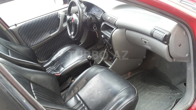 Opel Astra 1992, 250,000 km - 1.8 l - Bakı