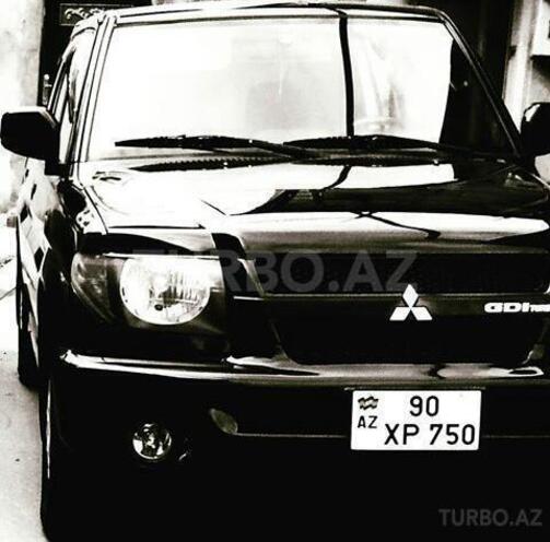 Mitsubishi Pajero io 2000, 140,000 km - 2.0 l - Bakı