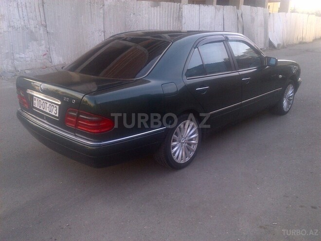 Mercedes E 230 1996, 178,000 km - 2.3 l - Bakı