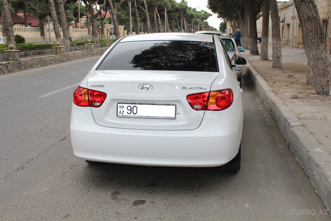 Hyundai Elantra 2010, 80,000 km - 1.6 l - Bakı
