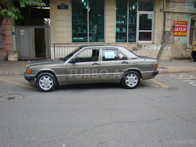 Mercedes 190 1991, 368,209 km - 1.8 l - Bakı