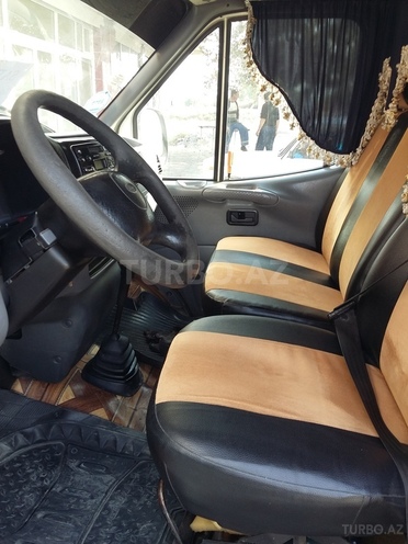 Ford Transit 1999, 648,758 km - 2.5 l - Qax