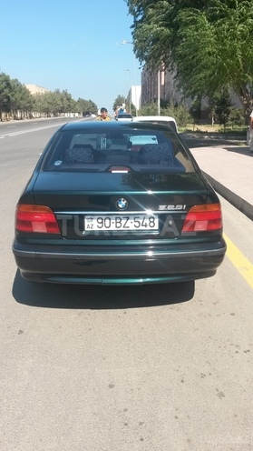 BMW 528 1997, 280,000 km - 2.8 л - Sumqayıt