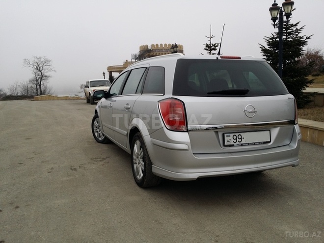 Opel Astra 2007, 159,000 km - 1.8 l - Qusar