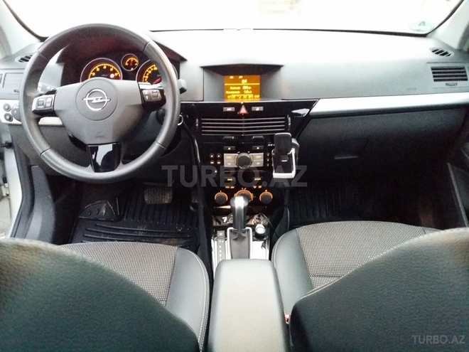 Opel Astra 2007, 159,000 km - 1.8 l - Qusar