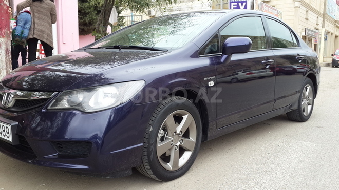 Honda Civic 2009, 80,000 km - 1.8 l - Bakı