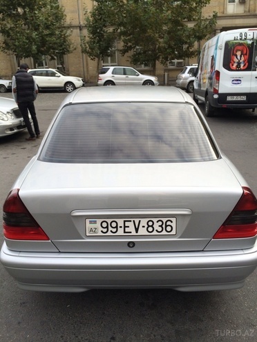 Mercedes C 180 1998, 136,000 km - 1.8 л - Bakı