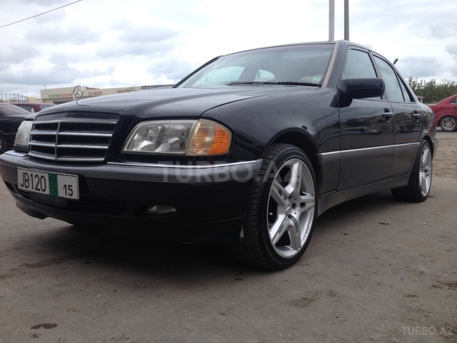 Mercedes C 230 1999, 194,000 km - 2.3 l - Sumqayıt