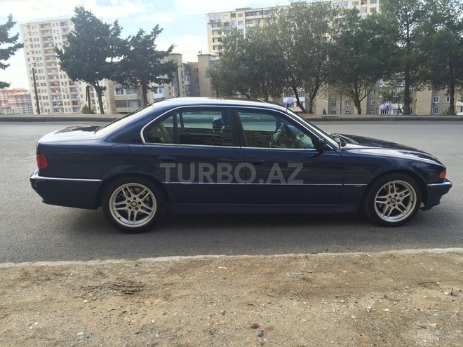 BMW 735 1998, 400,000 km - 3.5 л - Bakı