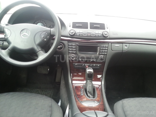 Mercedes E 220 2005, 152,800 km - 2.2 л - Bakı