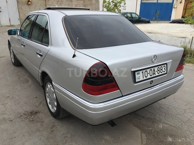 Mercedes C 180 1994, 235,000 km - 1.8 l - Sumqayıt