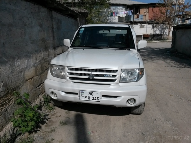Mitsubishi Pajero io 2000, 217,000 km - 2.0 л - Bakı