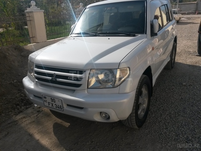 Mitsubishi Pajero io 2000, 217,000 km - 2.0 л - Bakı