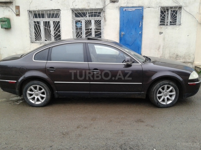 Volkswagen Passat 2004, 123,000 km - 1.8 l - Masallı