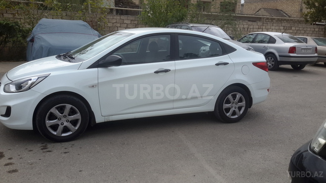 Hyundai Accent 2012, 94,000 km - 1.7 l - Bakı