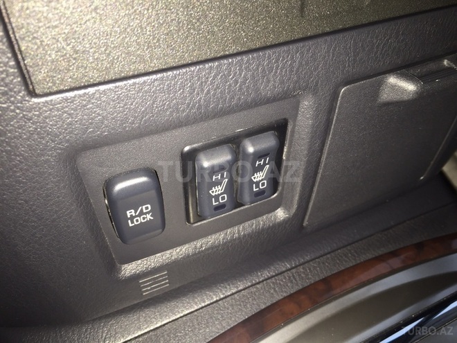 Mitsubishi Pajero 2014, 19,000 km - 3.8 l - Bakı