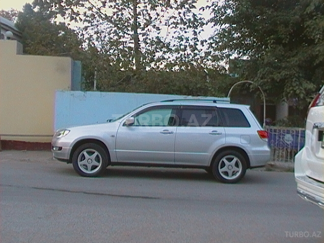 Mitsubishi Airtrek 2002, 175,000 km - 2.0 l - Bakı