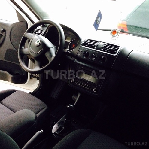 Skoda Fabia 2012, 45,000 km - 1.6 л - Bakı