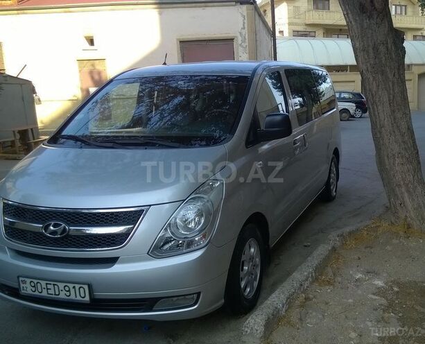 Hyundai H-1 2008, 180,000 km - 2.5 l - Bakı