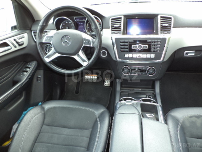 Mercedes ML 350 2011, 67,000 km - 3.0 l - Bakı