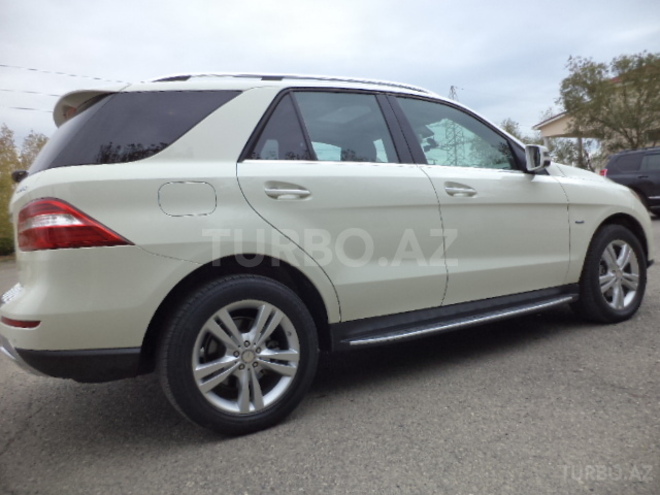 Mercedes ML 350 2011, 67,000 km - 3.0 l - Bakı