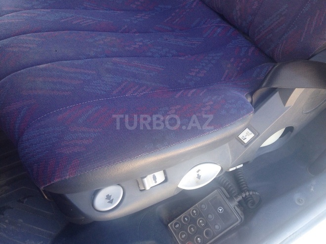 Mercedes Atego 1528 2002, 470,000 km - 6.4 l - Bakı