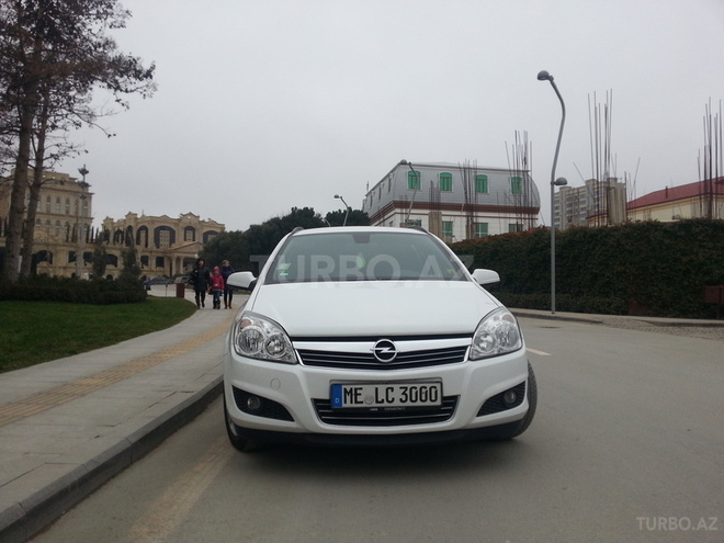 Opel Astra 2009, 175,000 km - 1.9 l - Bakı