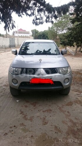 Mitsubishi L200 2008, 400,000 km - 2.5 l - Bakı