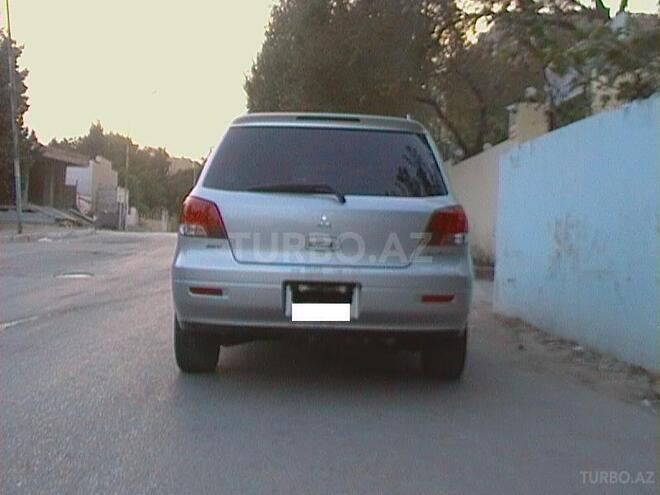 Mitsubishi Airtrek 2002, 176,000 km - 2.0 л - Bakı