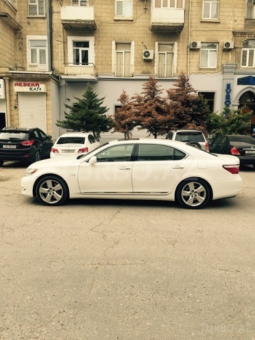 Lexus LS 460 2008, 120,000 km - 4.6 л - Bakı