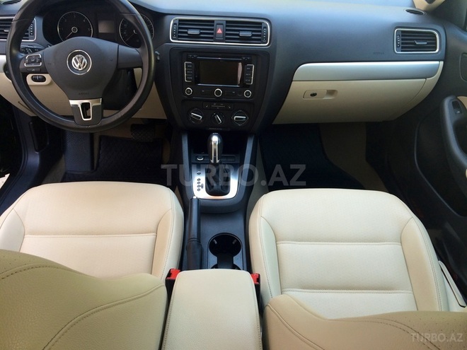 Volkswagen Jetta 2012, 38,400 km - 2.0 л - Bakı
