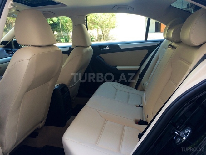 Volkswagen Jetta 2012, 38,400 km - 2.0 л - Bakı