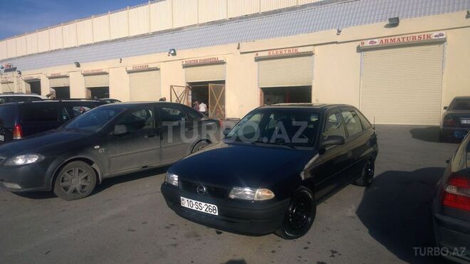 Opel Astra 1995, 177,000 km - 1.7 л - Bakı