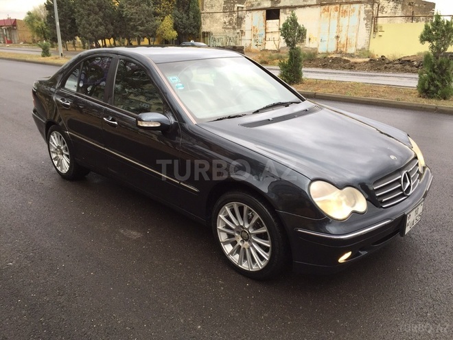 Mercedes C 240 2002, 190,000 km - 2.6 л - Sumqayıt