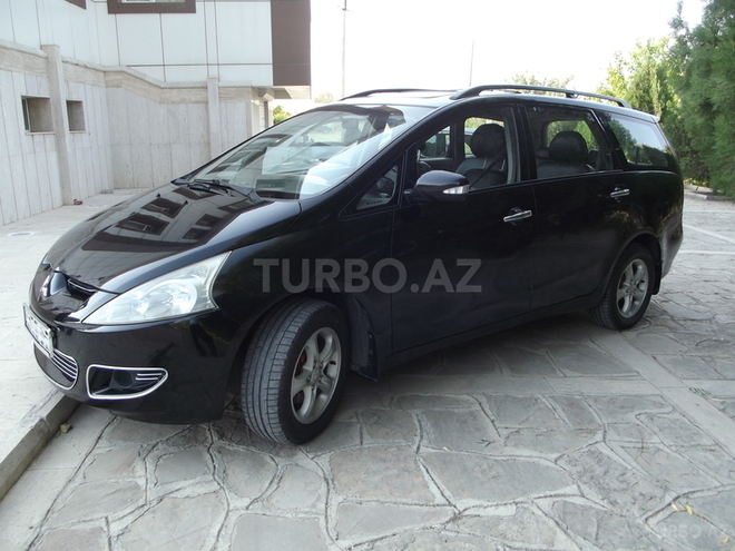 Mitsubishi Grandis 2007, 174,500 km - 2.4 л - Bakı
