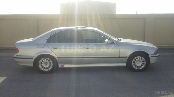 BMW 523 1998, 325,000 km - 2.5 l - Şirvan