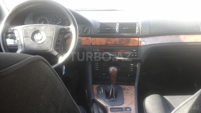 BMW 523 1998, 325,000 km - 2.5 l - Şirvan
