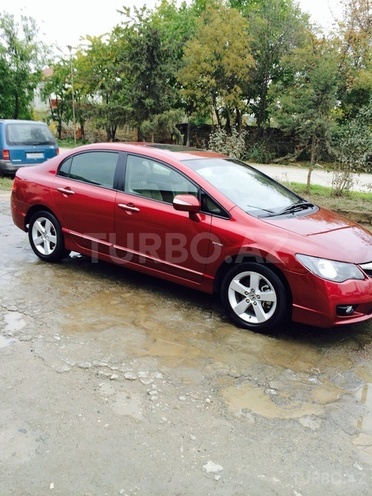 Honda Civic 2008, 115,000 km - 1.8 l - Quba