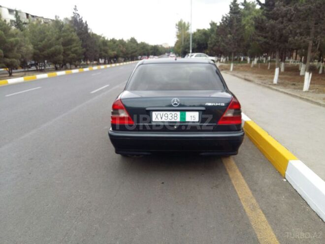 Mercedes C 220 1998, 245,000 km - 2.2 l - Sumqayıt