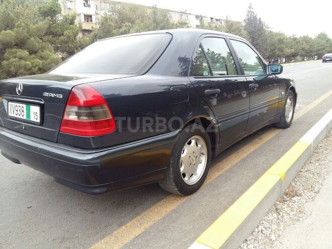 Mercedes C 220 1998, 245,000 km - 2.2 l - Sumqayıt